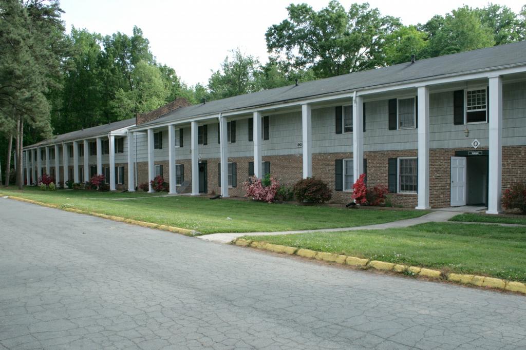 Colony Apartments Chapel Hill NC 27517 9199677019 Apartments